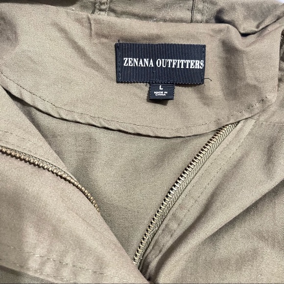 Zenana Outfitters Olive Green Sleeveless Hooded Cargo Utility Drawstring Vest L - Picture 3 of 5